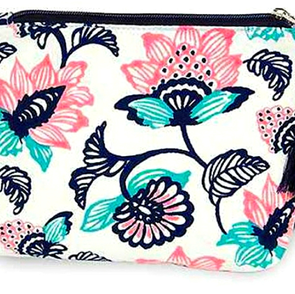 Cosmetic pouch